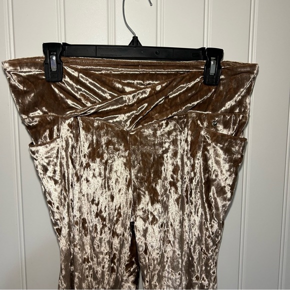 Fabletics Teddy Brown Crushed Velour Crossover Leggings Size XL - Picture 3 of 8